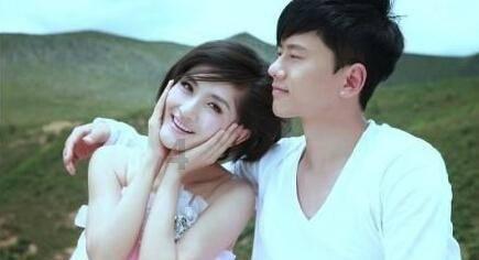 探索奇妙世界,尽在感动!盲人姐妹相约登记捐献眼角膜,从她们的举动中,你看出了什么?蜗牛问答